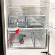 Стеклопанель холодильника Bosch KGN36X..