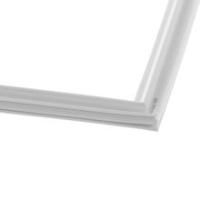 Уплотнитель двери холодильника Bosch KIV86/KIN86