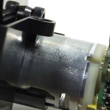 Правое колесо робота-пылесоса Tefal RR6/7/8..